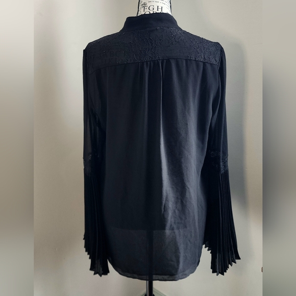 White House Black Market Black Blouse with Pleated Sleeves - Picture 5 of 6